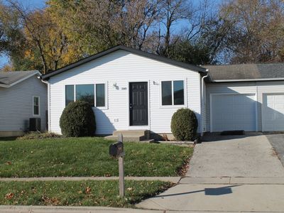 580 Dean Dr, South Elgin, IL, 60177