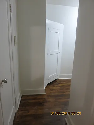 Rented by Space Real Estate | media 12