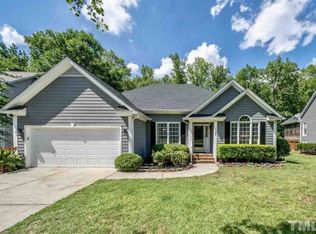 124 Streamview Dr, Cary, NC 27519