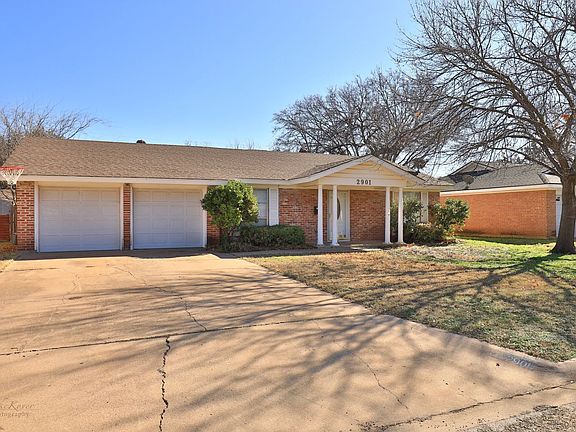 3rd image of 2901 Salinas Dr