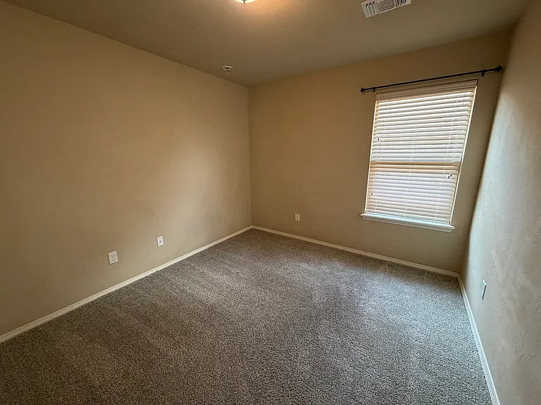 3420 Bear Mountain Dr — Photo 31