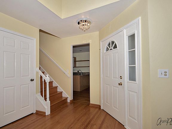 3rd image of 1409 Braeborn Ct #1409