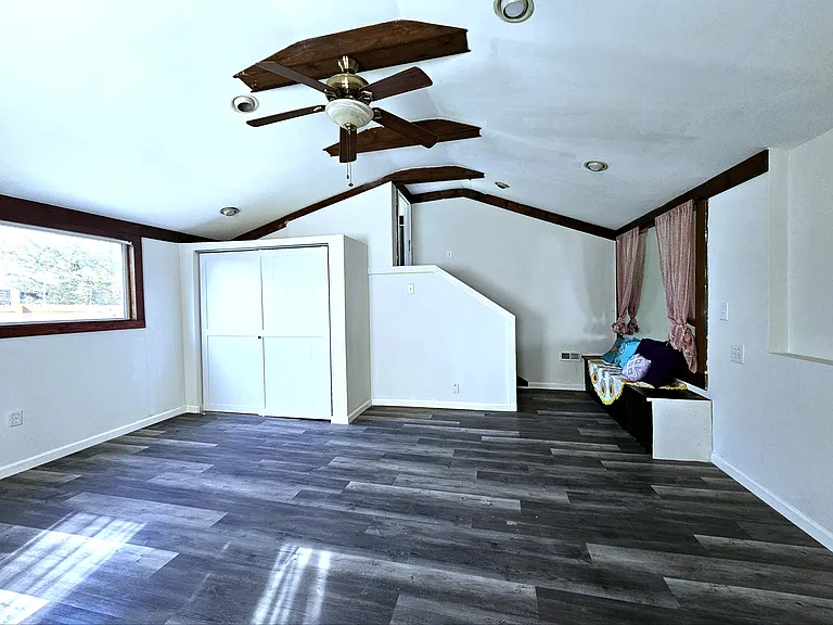 8501 Chestnut Oak Rd — Photo 21