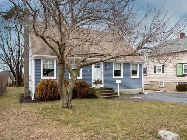 67 Morin Ave, Swansea, MA 02777