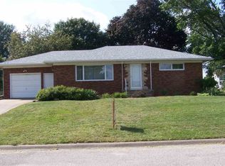 806 12th Ave, Durant, IA 52747
