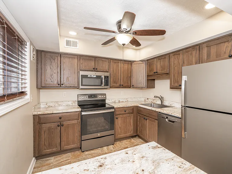 7752 Montgomery Rd #55 — Photo 1