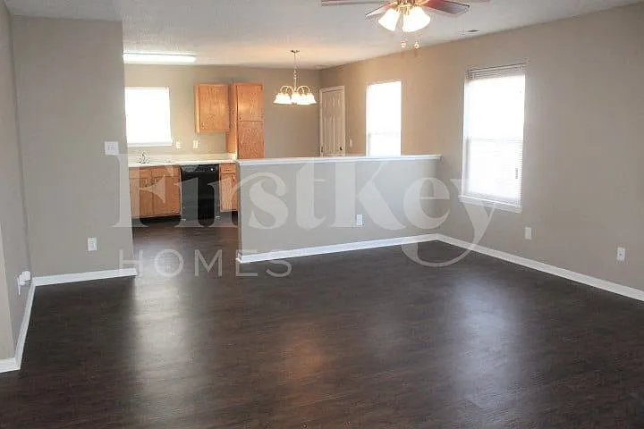 2640 Branigan Creek Blvd — Photo 3