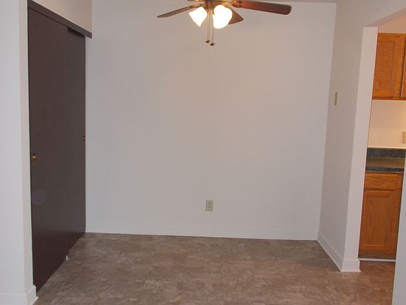 4th image of 8040 S Wildwood Dr #104