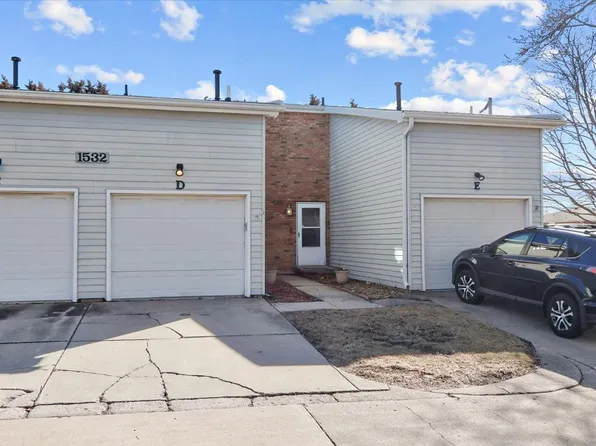 1532 Hunt Dr APT D, Normal, IL 61761