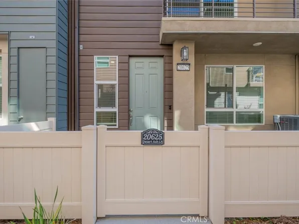 20625 Desert Ash Ln, Winnetka, CA 91306