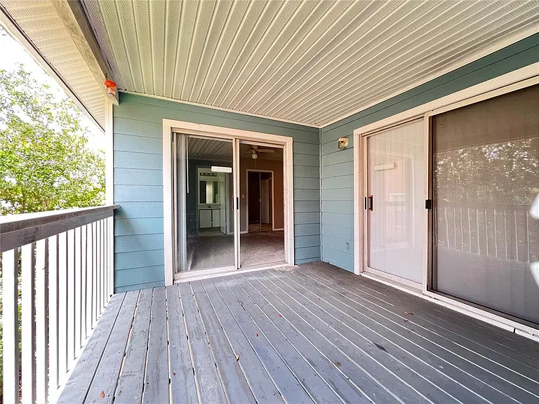 8710 Rain Forest Pl #D — Photo 23