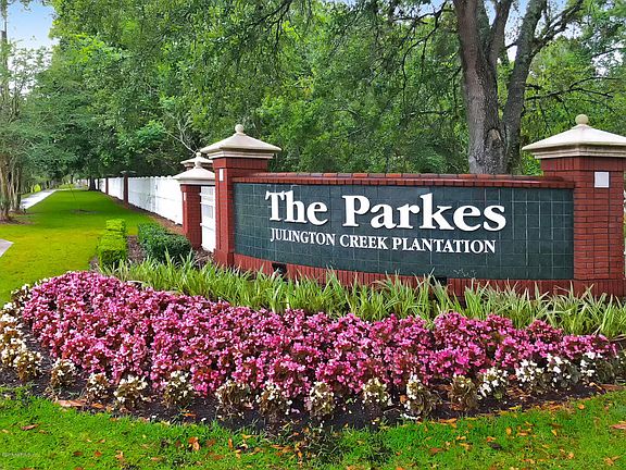 2nd image of 709 Fair Oaks Ln
