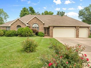 4081 E Kingsbury St, Springfield, MO 65809