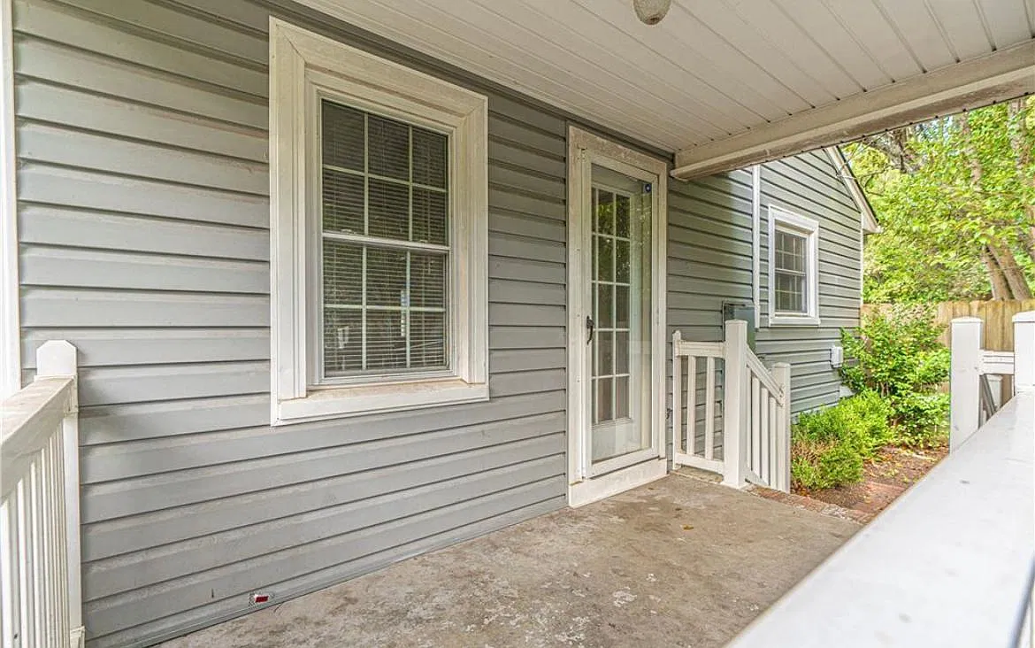 5408 Palm Cir — Photo 2