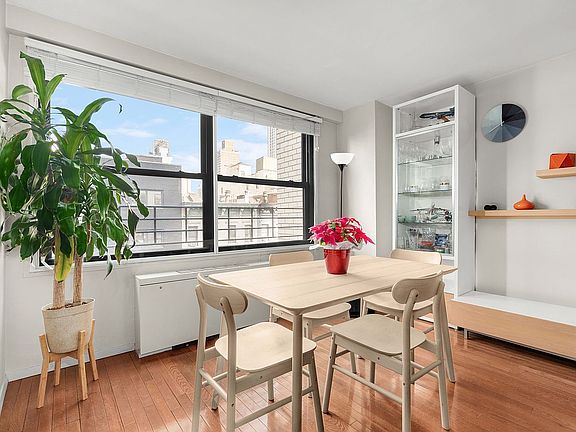 2nd image of 225 E 57th St APT 6S