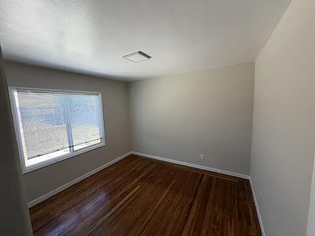 1269 Chapel Ave — Photo 8