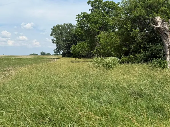 498 Junk Rd, Clarksburg, OH 43115
