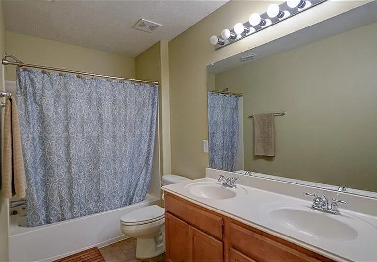 174 E Spindle Tree Cir — Photo 27