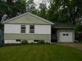 5809 Manderson St, Omaha, NE 68104