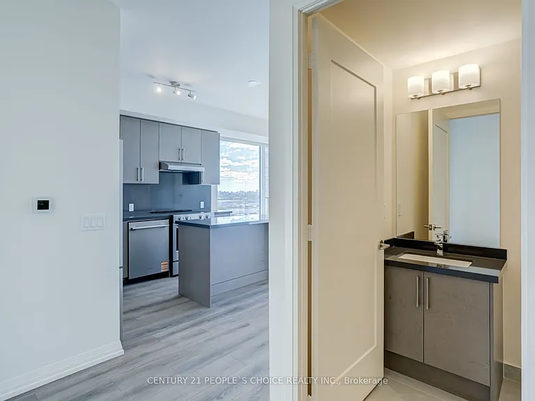 27 Korda Gate #2403 — Photo 10