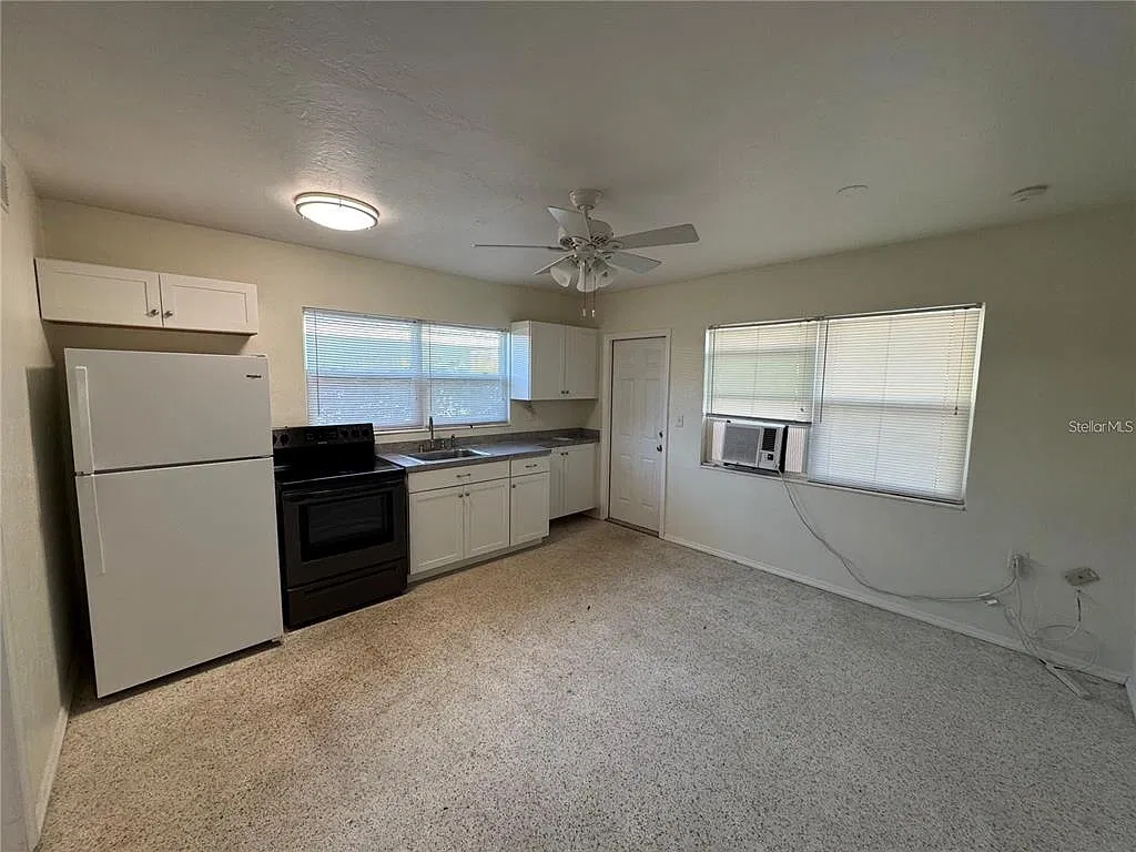 1 bed, 1.0 bath, 455 sqft, $1,350 — Photo 4