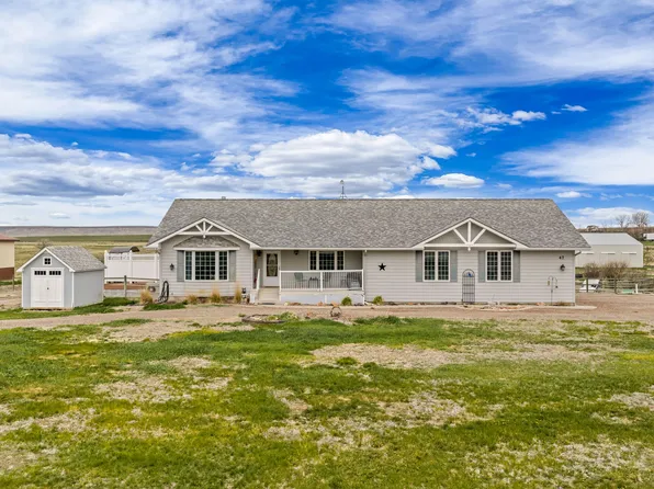 47 Caragana Dr, Ulm, MT 59485