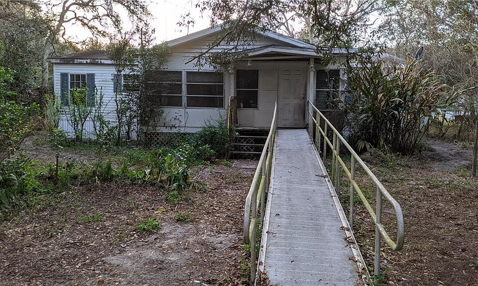 1st image of 13333 Lauren Ave
