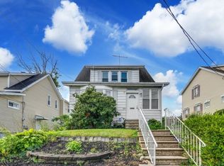 285 Phillips Ter, Union, NJ 07083