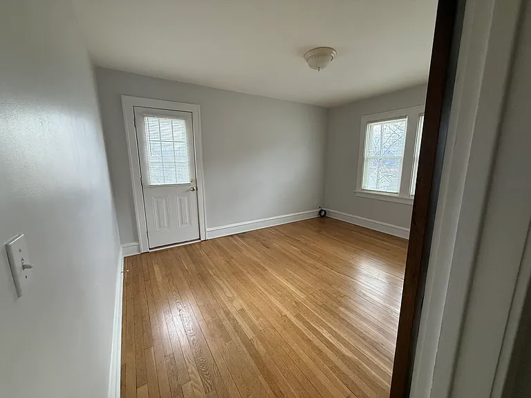 14432 Delaware Ave #B — Photo 20