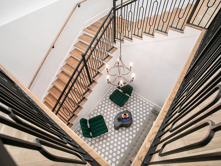 The Ashford Apartments — Photo 17