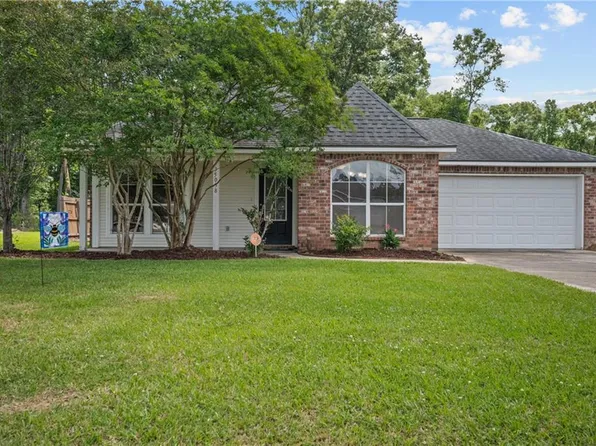 35038 Napoleon Dr, Denham Springs, LA 70706