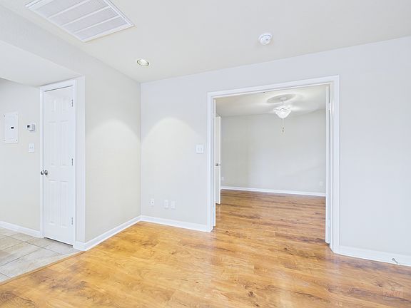 3rd image of 7685 Northcross Dr Unit 1024