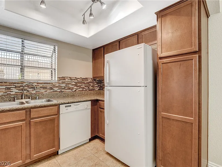 7200 Pirates Cove Rd #1026 — Photo 14