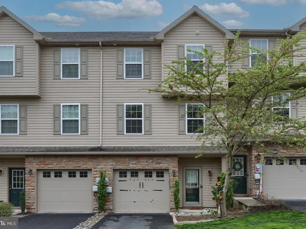 33 Crooked Dr, Enola, PA 17025
