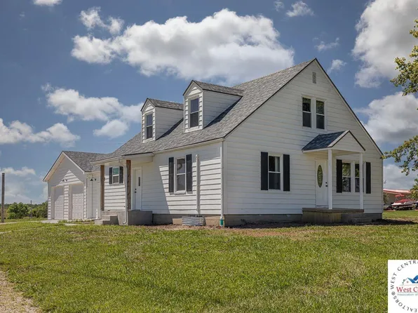 24045 65th Hwy, Warsaw, MO 65355