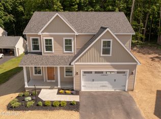 159 Anthony Rd, Clifton Park, NY 12065