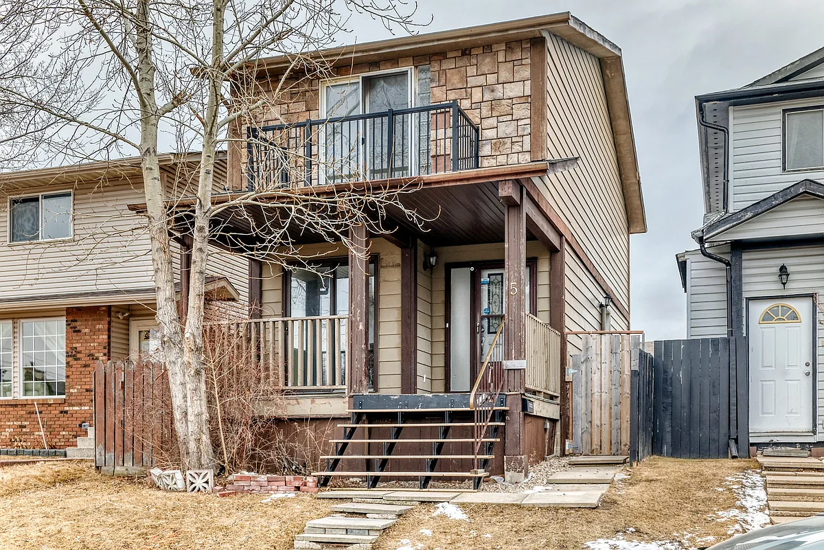 Building Photo - 5 Templeby Way NE