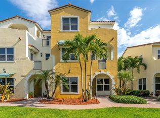 12427 NW 18th Ct, Pembroke Pines, FL 33028