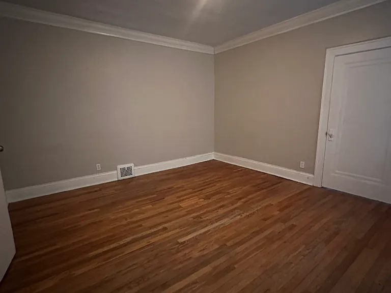 13811 Byron Ave #3 — Photo 5