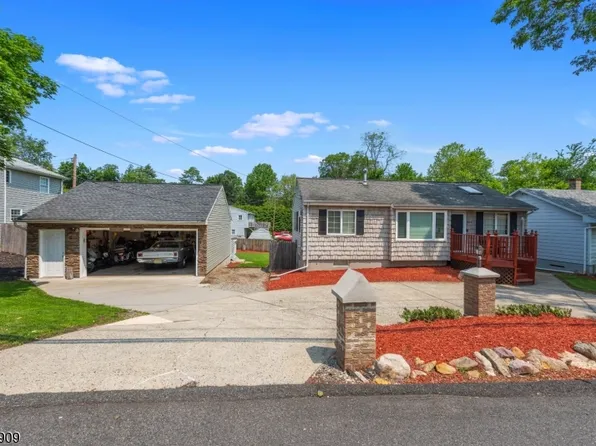 105 Wills Ave, Hopatcong Boro, NJ 07874