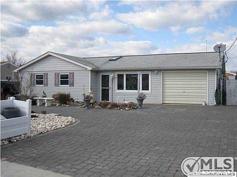 1st image of 53 Hornblower Dr