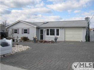 53 Hornblower Dr, Waretown, NJ 08758