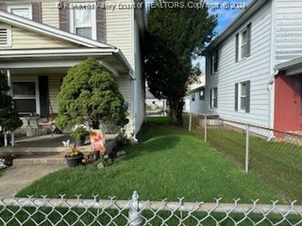 1719 Pine St, Kenova, WV 25530