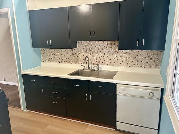 4th image of 7416 Waymouth Way