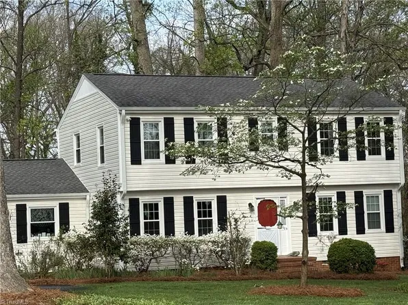 5504 Garden Lake Dr, Greensboro, NC 27410