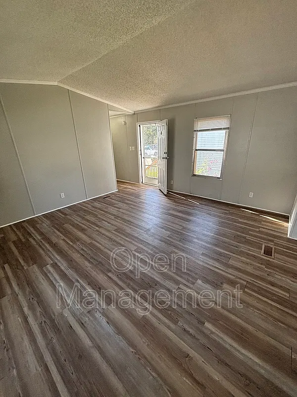 2 bed, 2.0 bath, 980 sqft, $995 — Photo 4