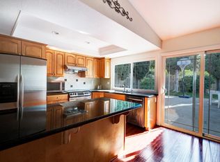 2381 Apple Tree Dr, Tustin, CA 92780