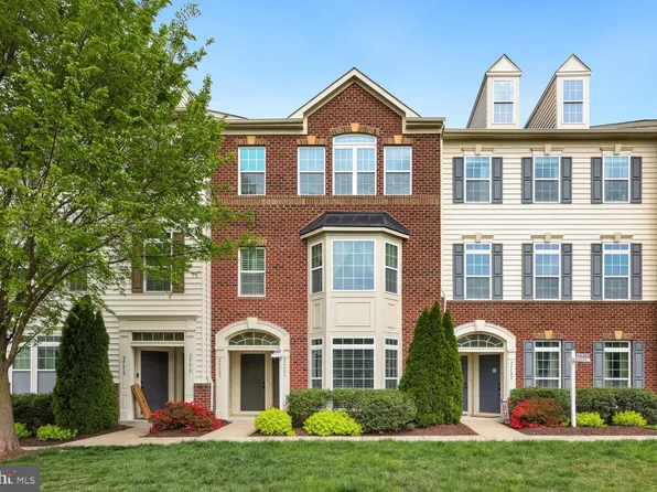 24606 Johnson Oak Ter, Sterling, VA 20166