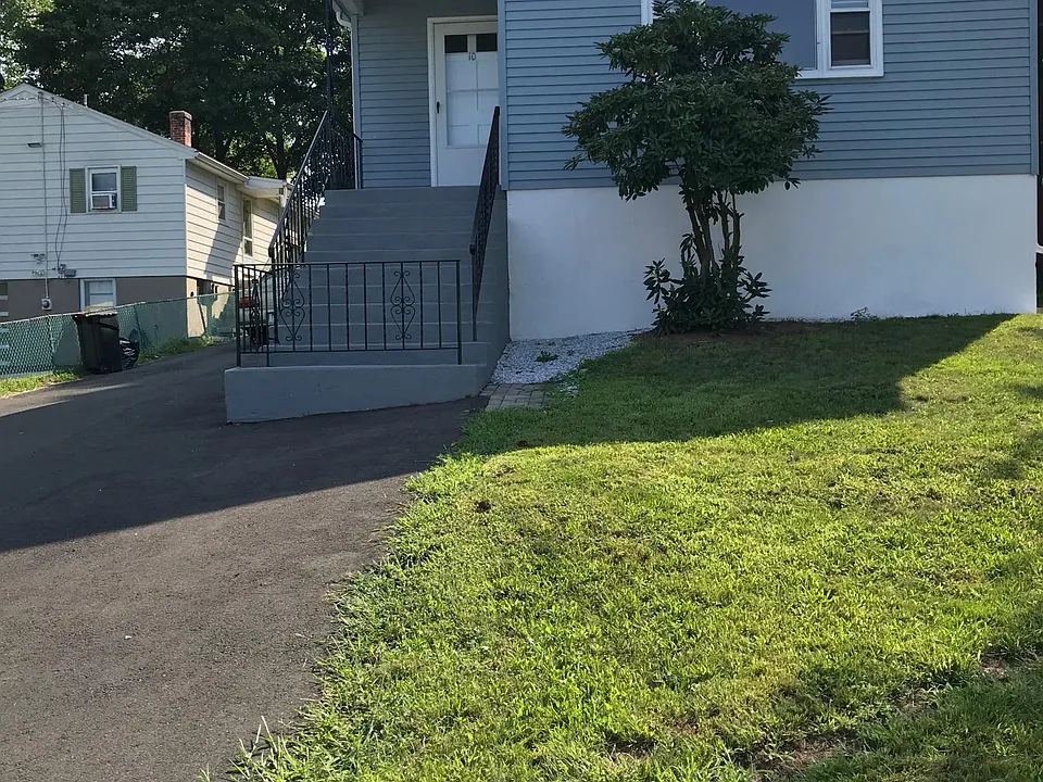 10 Brainerd Rd