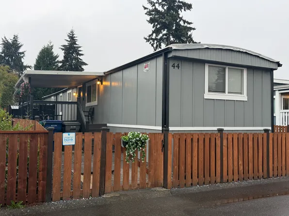 401 37th St SE Unit 44, Auburn, WA 98002